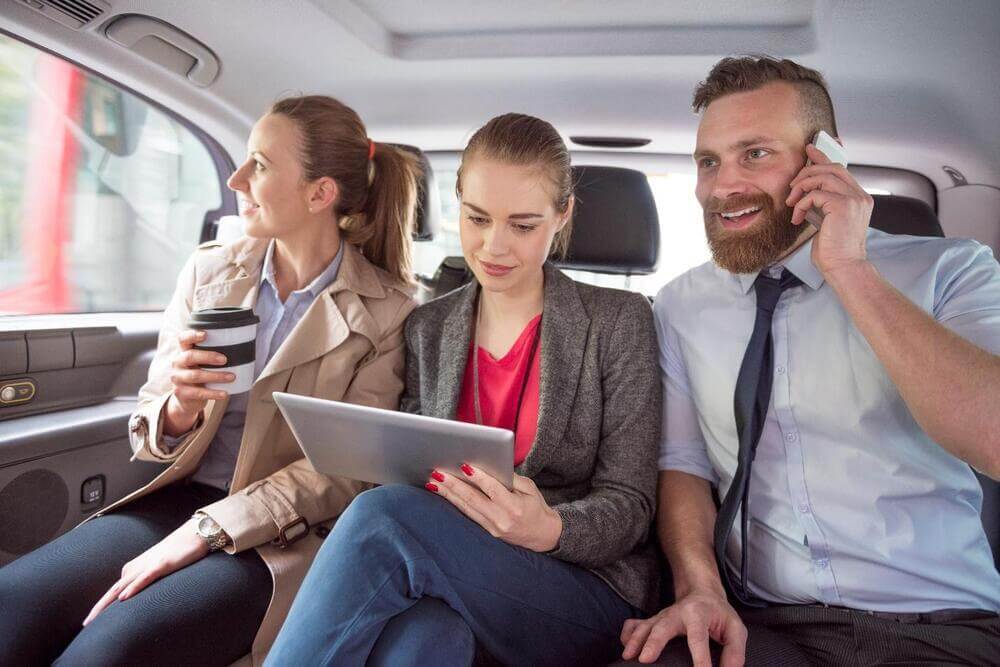 Come pianificare al meglio un viaggio di lavoro con un’auto a noleggio